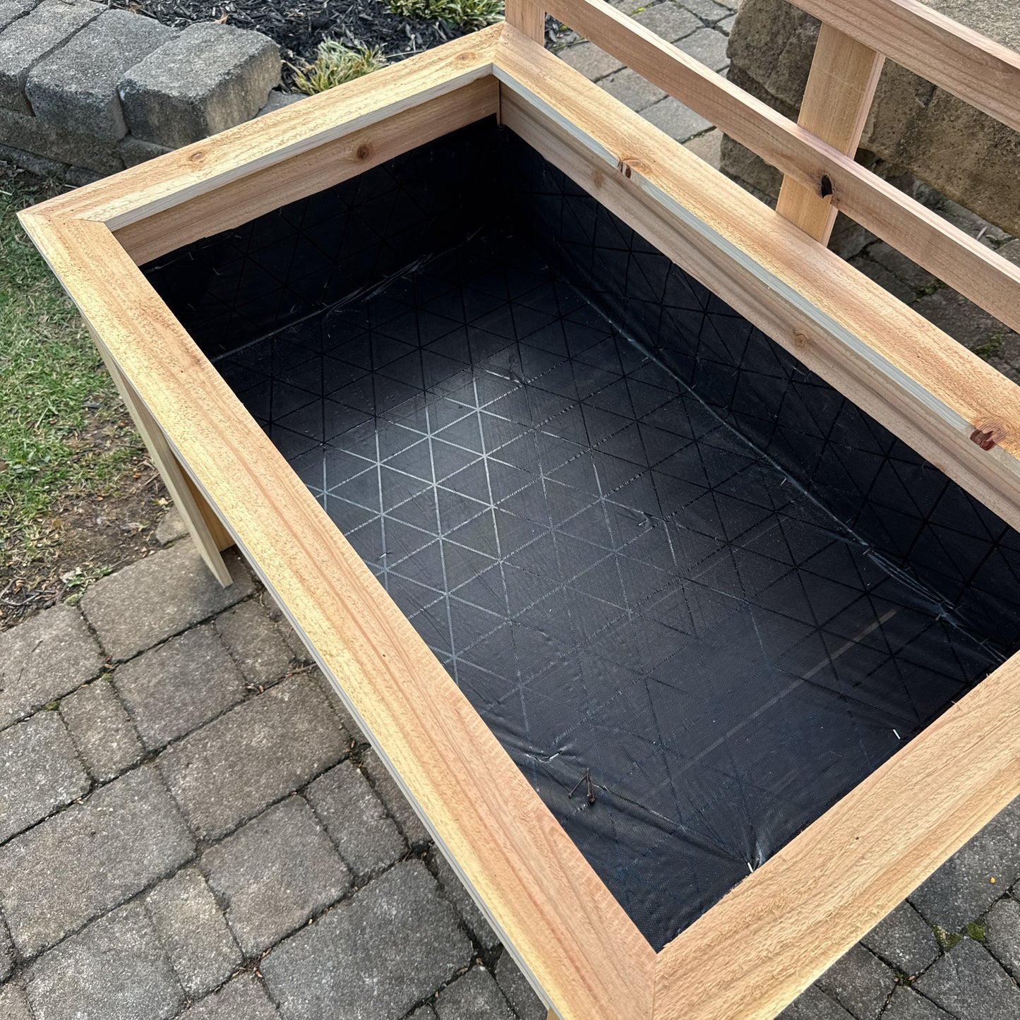Elevated Garden Bed 24" tall (with 48" tall Trellis) 6' total height