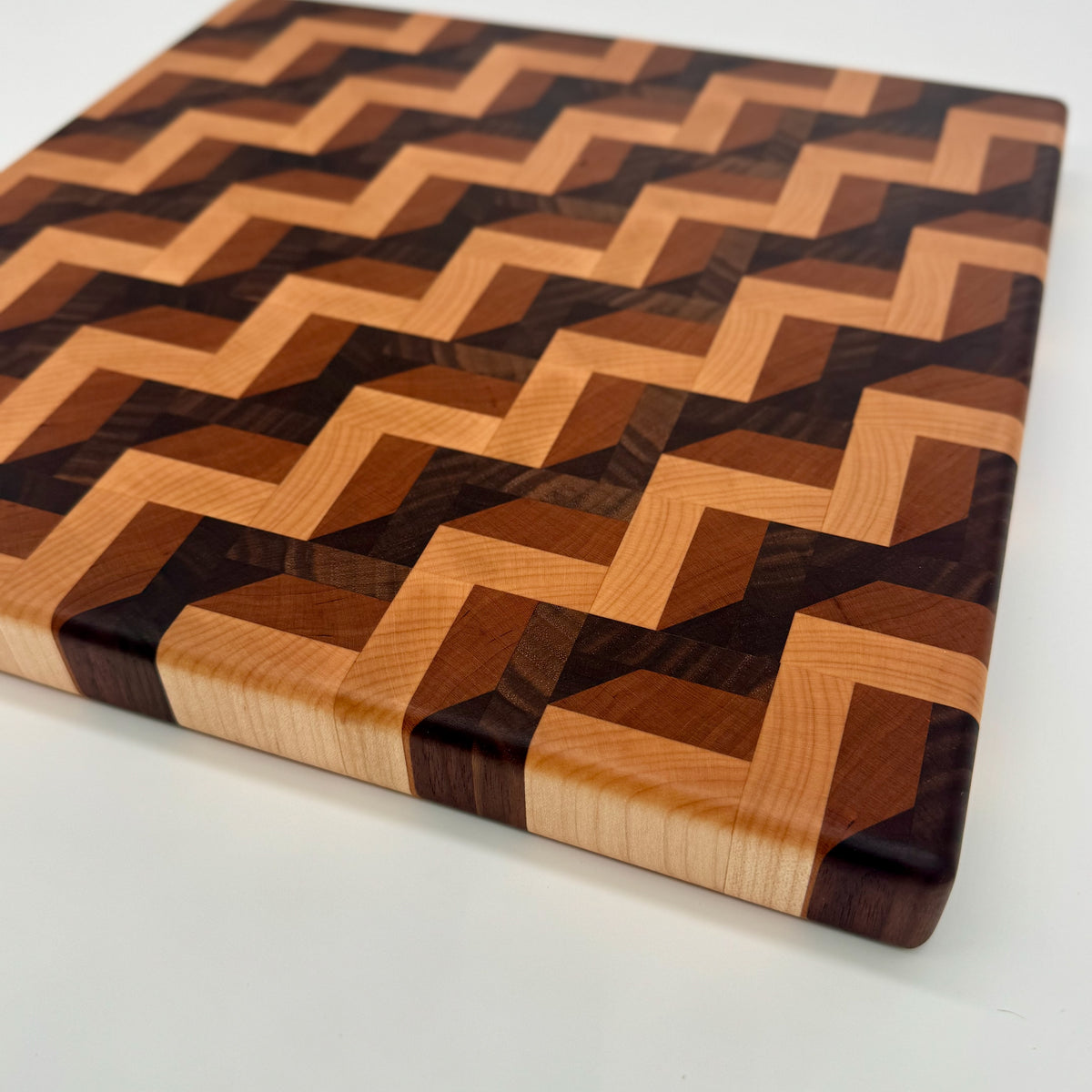 The Pinnacles | 3D End Grain Cutting and Serving Board